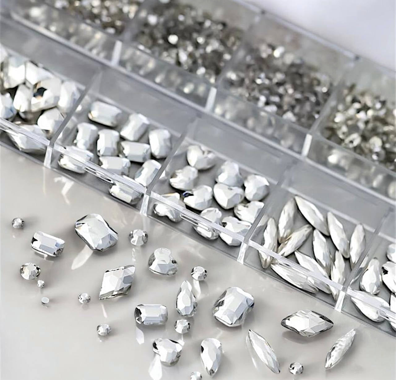 Set di Strass Argento per Unghie "Silver Sparkle Shapes" 006