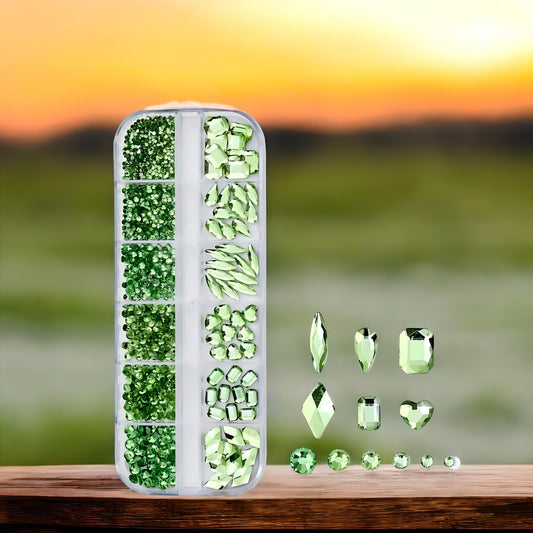 Set di Strass Verdi per Unghie "Green Sparkle Shapes" 004