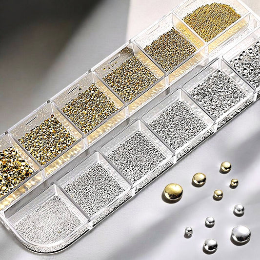 Set da 12 scomparti di perline dorate e argentate per unghie — decorazioni e charms per nail art P02